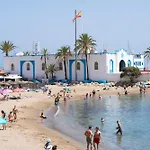 Encanto Andaluz Second Line Of The Beach Center Lor